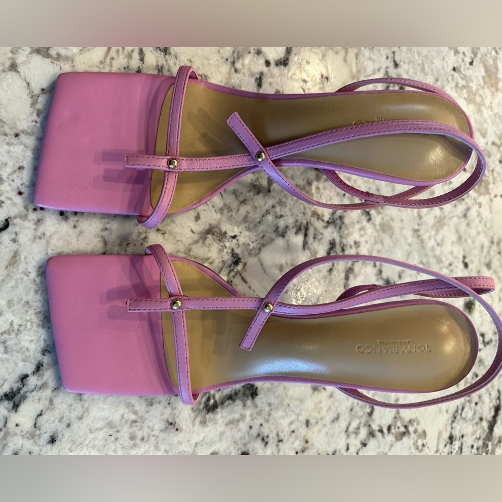Lilly Sandals in Pink (Musk Napa)- Size 7- Brand new in Box